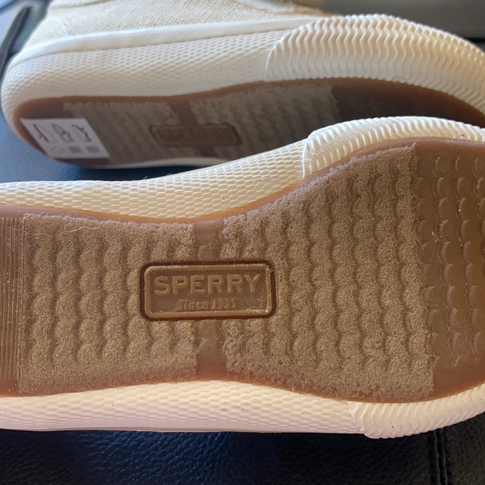 Sperry Little Girl Sneakers! Size 6.5! NWOT! - Picture 8 of 11